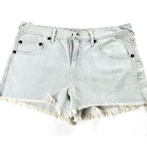 Free People Pants - Free People Denim Cut-Off Short Shorts w/ Frayed Hem Light Wash Sz 6 GUC